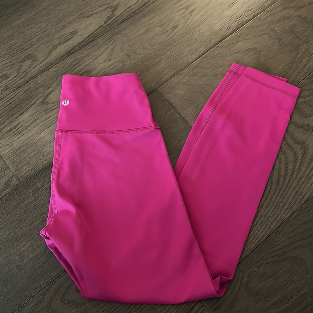 EUC lululemon 25” Wunder train tights